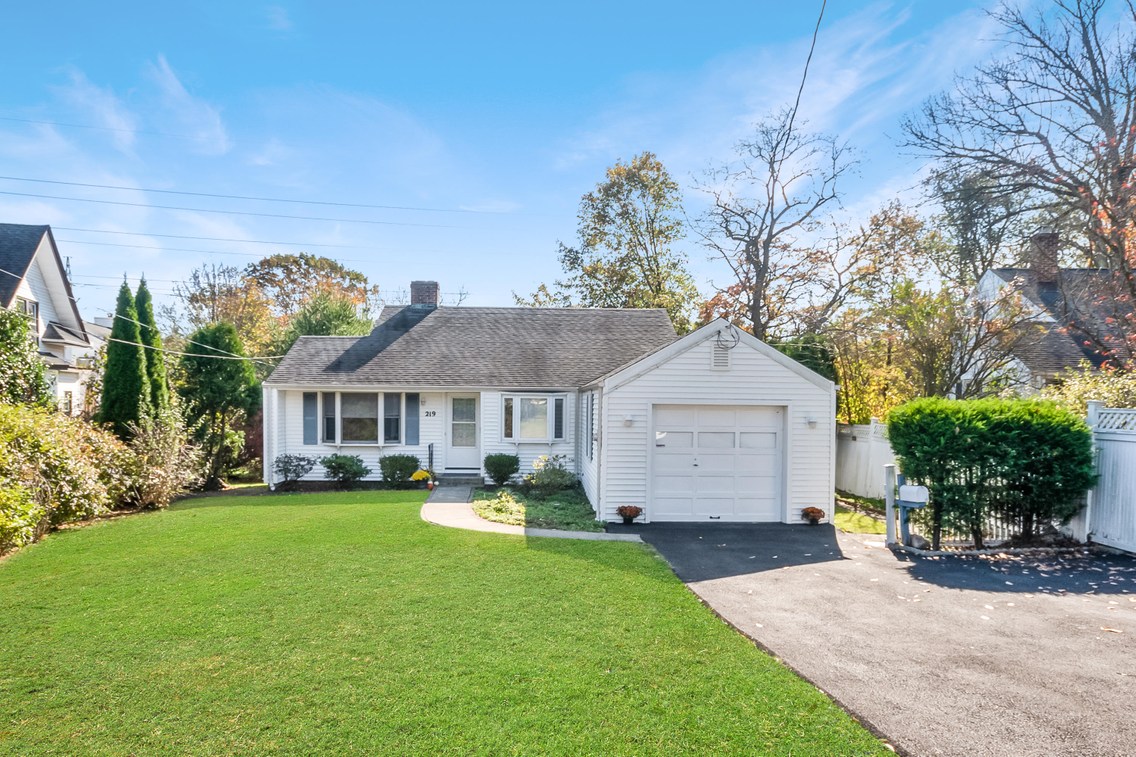 219 West Avenue Avenue Darien Ct 06820 Darien Ct Home For