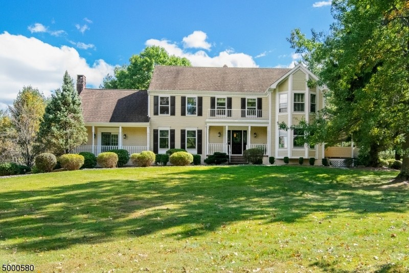 11 Pine Pl, Annandale, NJ Home for sale