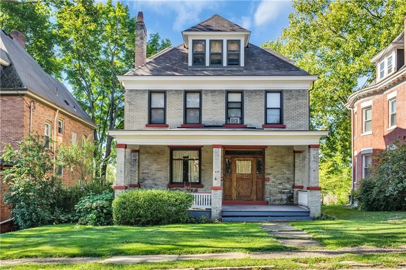 2007 Crafton Blvd, Crafton, PA Home for sale