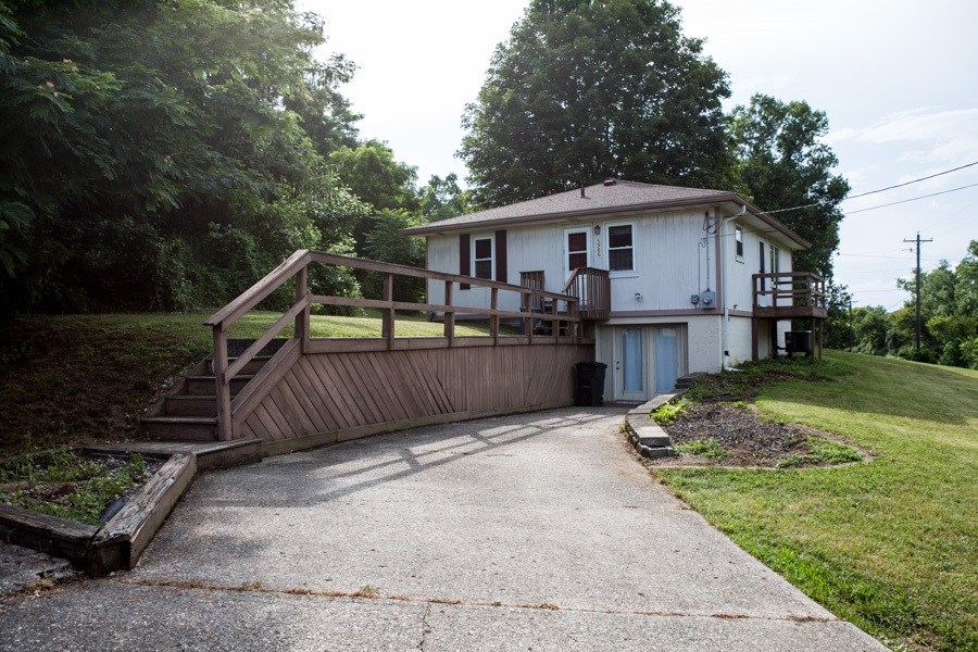 5986 Mary Ingles Highway, Melbourne, KY Home for sale